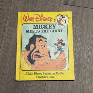 Disney Mickey Meets the Giant Walt Disney Fun-to-Read Library Volume 1 Book 1986